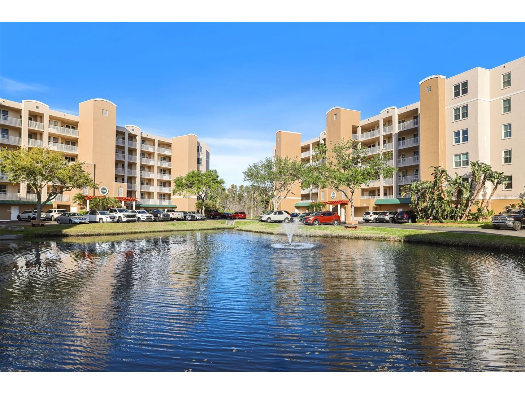 6495 Shoreline Drive #8106 Saint Petersburg FL 33708 - LONG BAYOU TB8365442 image1