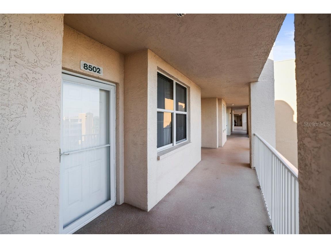 6495 Shoreline Drive #8502 Saint Petersburg FL 33708 TB8449511 image2