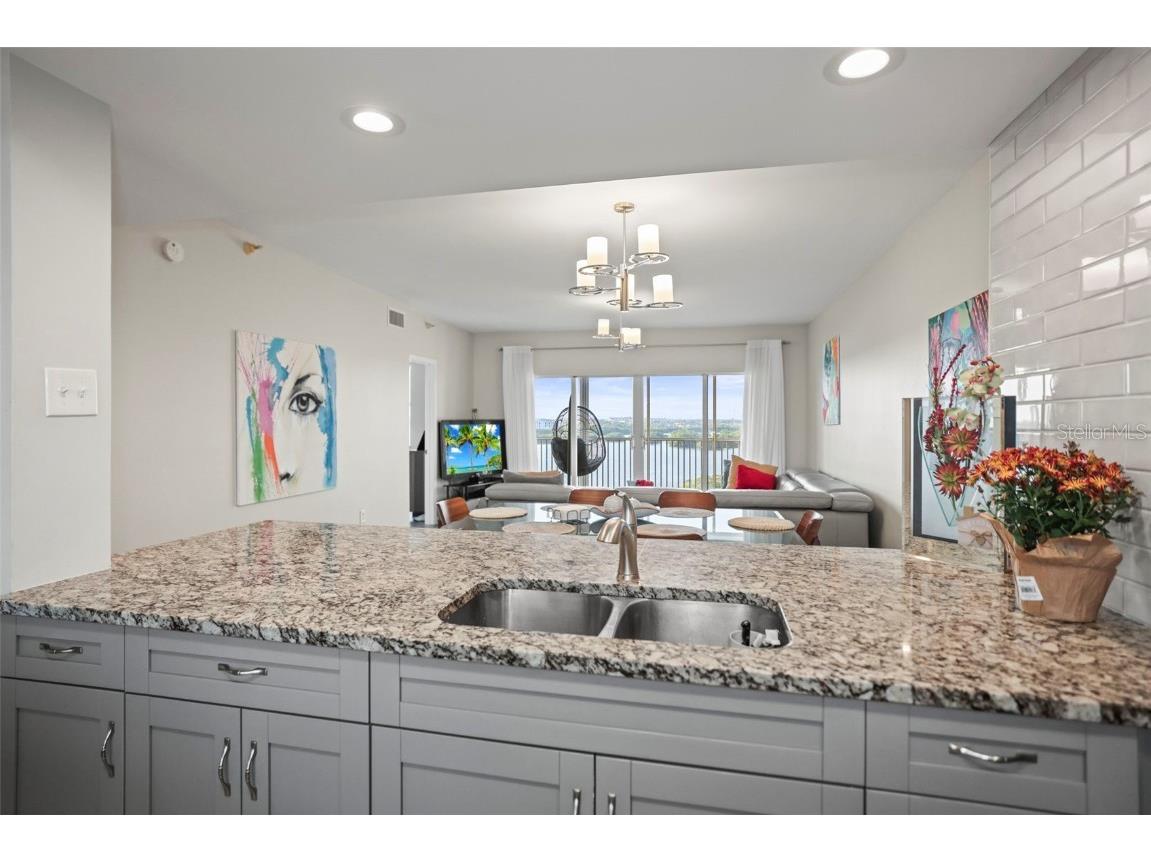 6495 Shoreline Drive #8502 Saint Petersburg FL 33708 TB8449511 image6