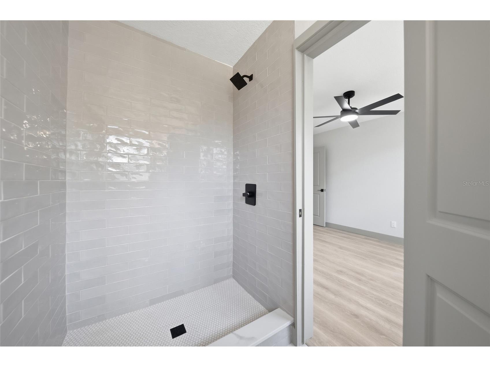 6496 Fairway View Boulevard S Saint Petersburg FL 33707 TB8525548 image16