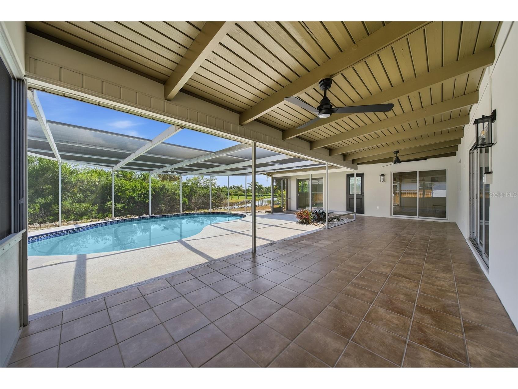 6496 Fairway View Boulevard S Saint Petersburg FL 33707 TB8525548 image22