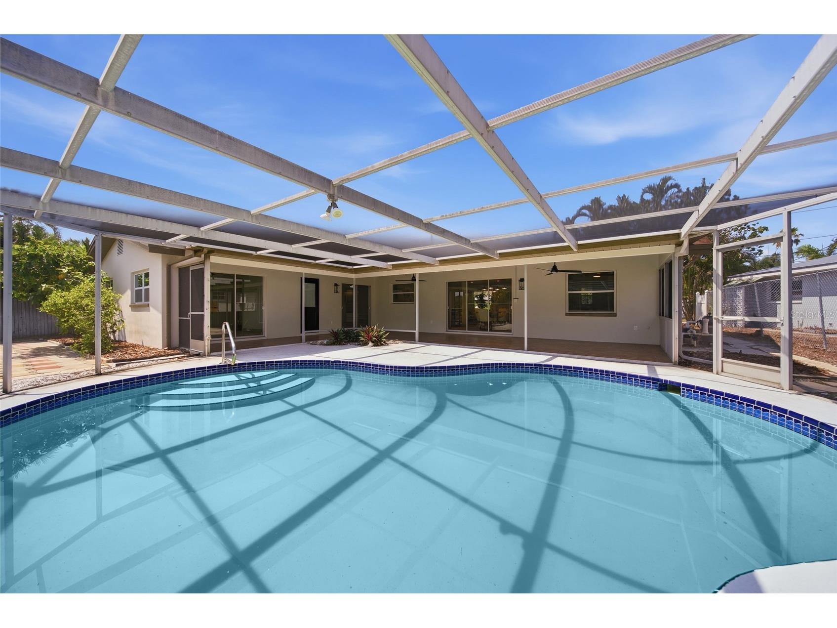 6496 Fairway View Boulevard S Saint Petersburg FL 33707 TB8525548 image25