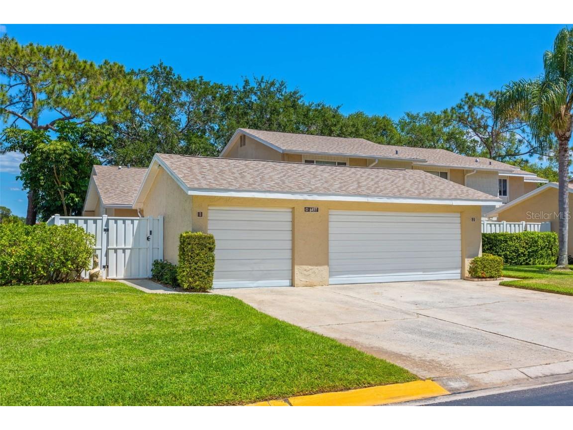6497 Cape Hatteras Way NE #1 Saint Petersburg FL 33702 U8198243 image1
