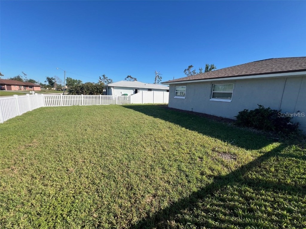 6498 Amory Street Englewood FL 34224 TB8455234 image15