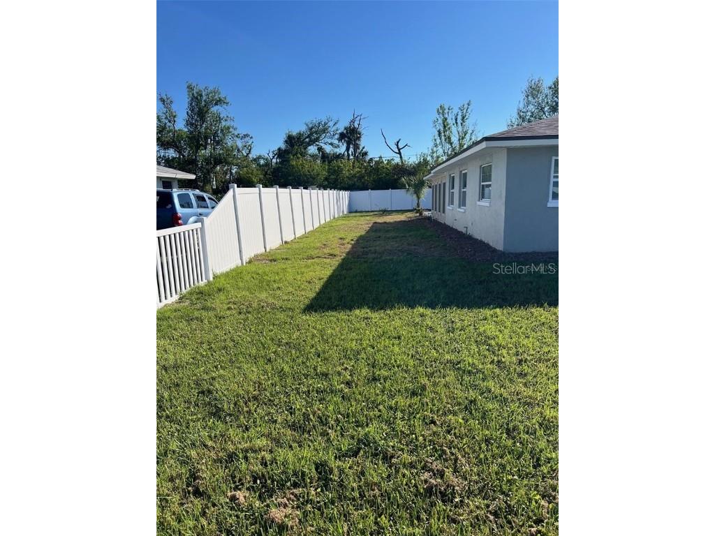 6498 Amory Street Englewood FL 34224 TB8455234 image16