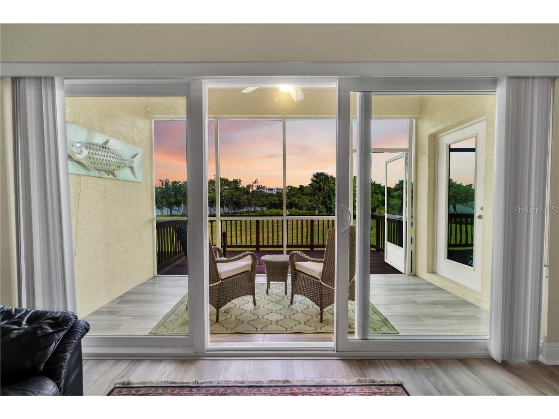 6499 99th Way N #18D Saint Petersburg FL 33708 - LONG BAYOU U8207803 image1