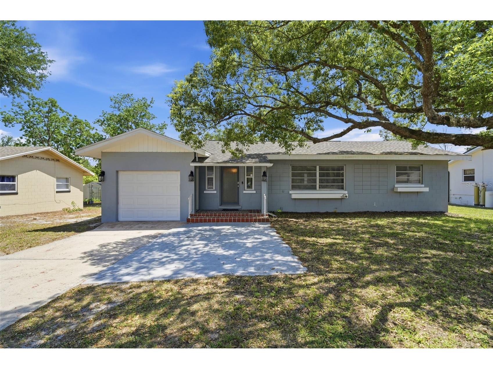 65 Community Dr Debary FL 32713 V4948737 image1