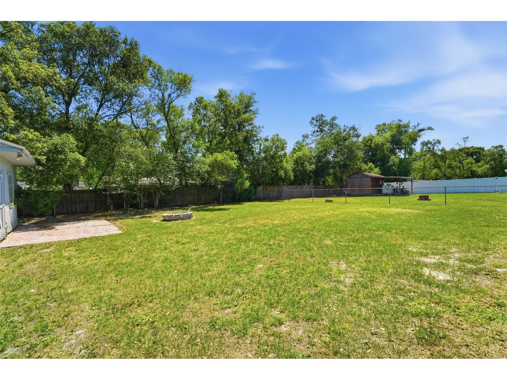 65 Community Dr Debary FL 32713 V4948737 image32