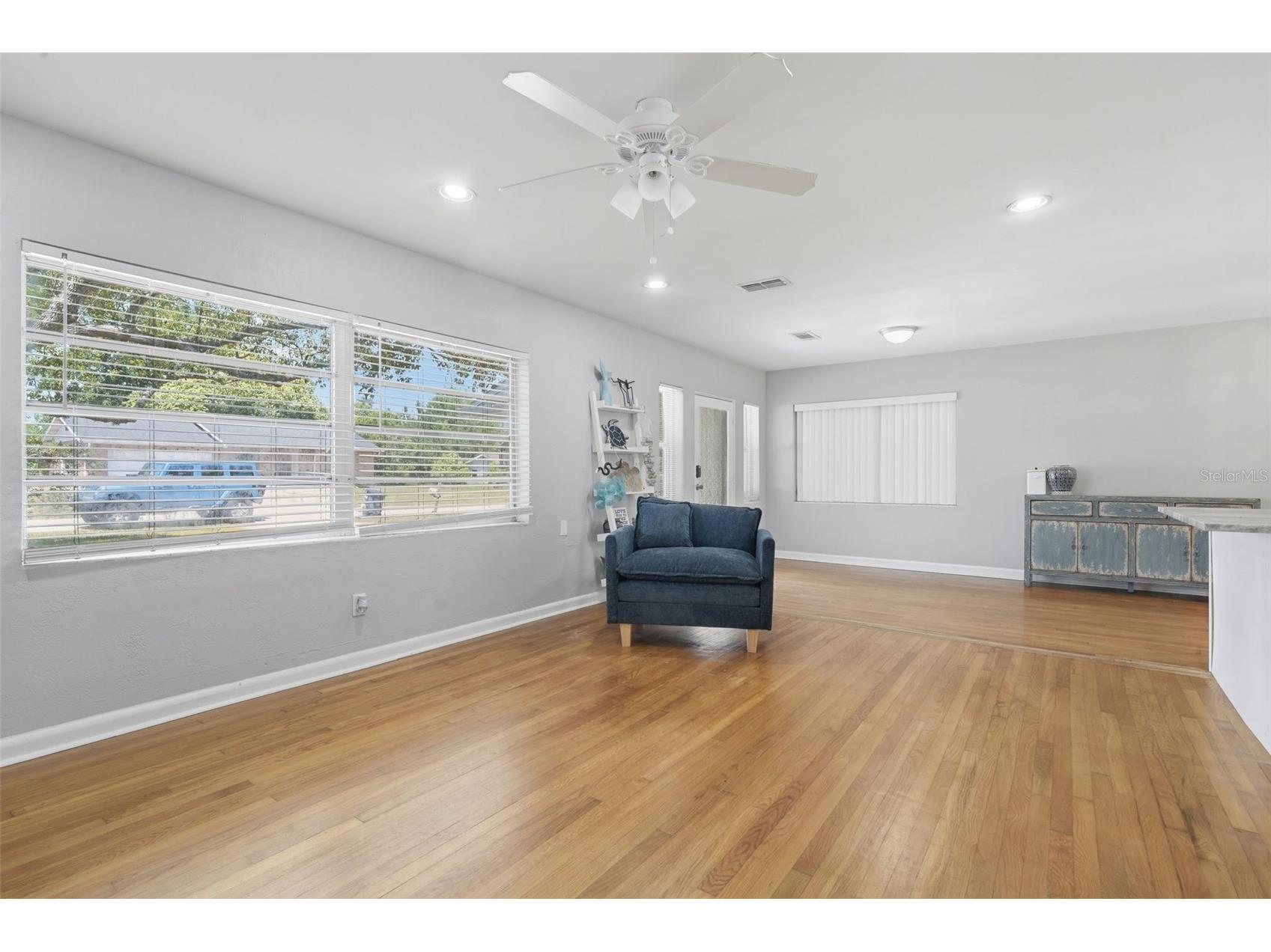 65 Community Dr Debary FL 32713 V4948737 image5