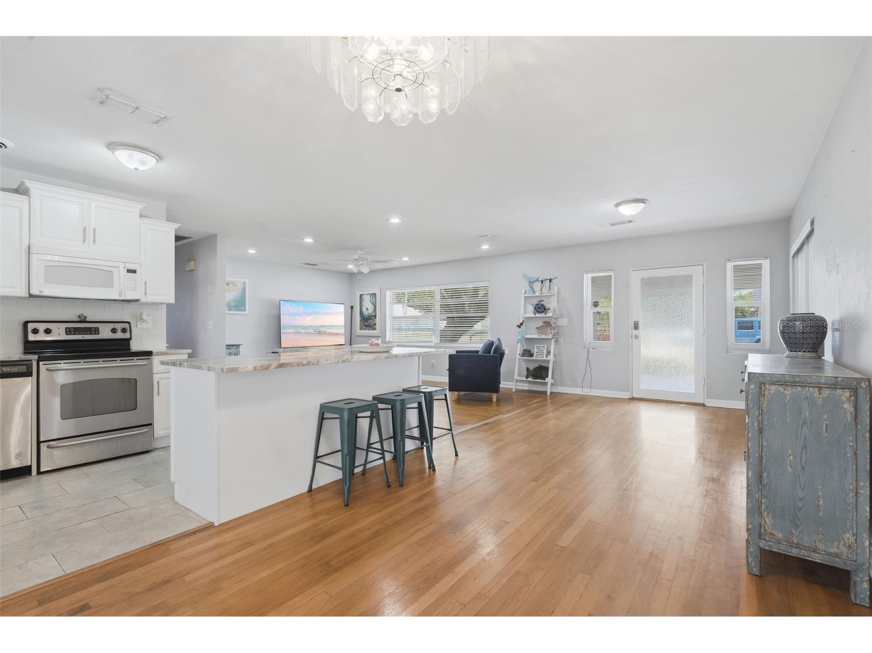 65 Community Dr Debary FL 32713 V4948737 image7