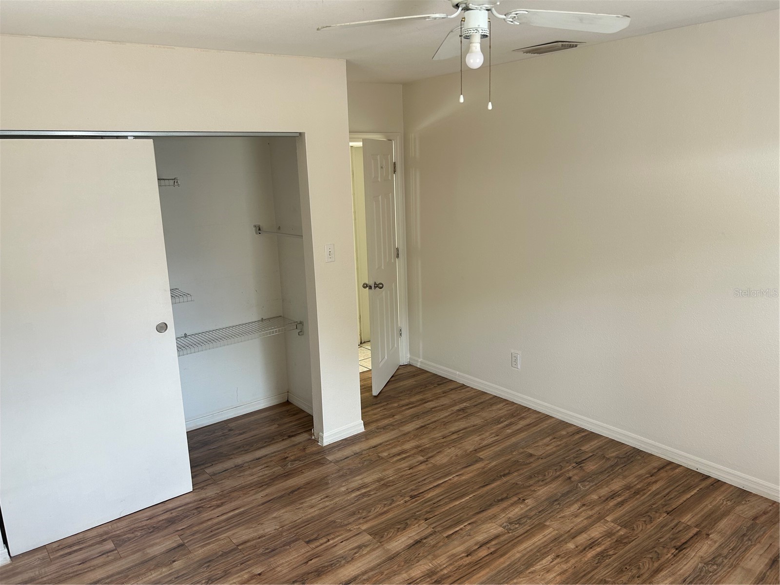 65 Lake Shore Drive Palm Harbor FL 34684 TB8487136 image17