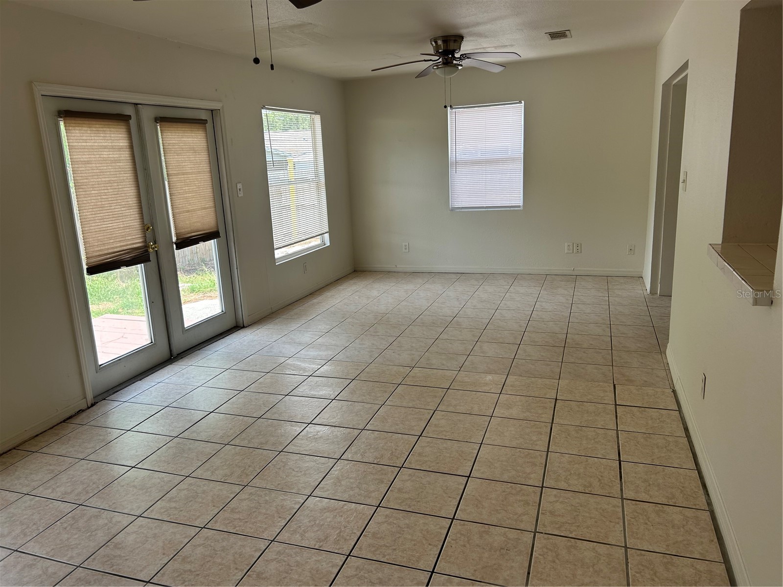 65 Lake Shore Drive Palm Harbor FL 34684 TB8487136 image6