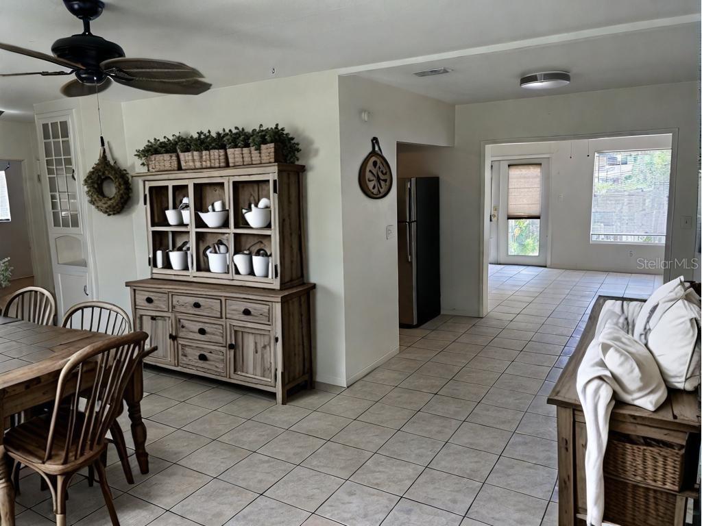 65 Lake Shore Drive Palm Harbor FL 34684 TB8487136 image7