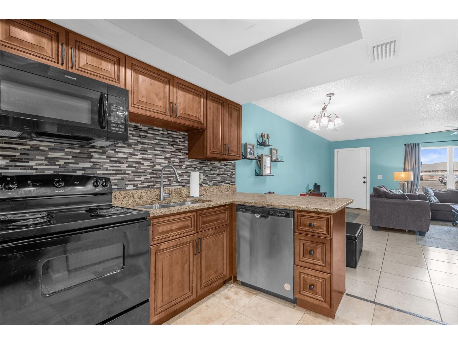 65 Las Brisas Way Kissimmee FL 34743 O6373861 image8