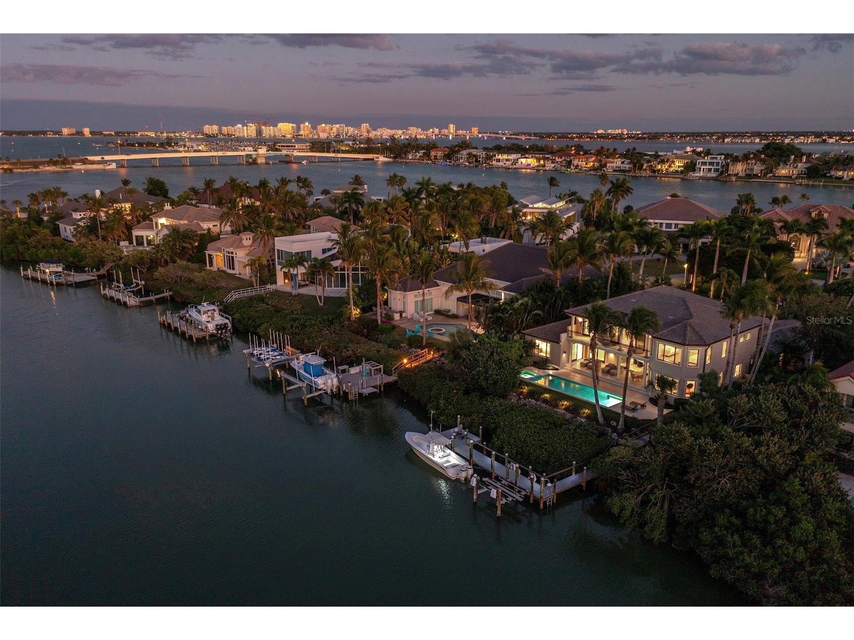 65 Lighthouse Point Drive Longboat Key FL 34228 - LIGHTHOUSE POINT SOUND A4674851 image2