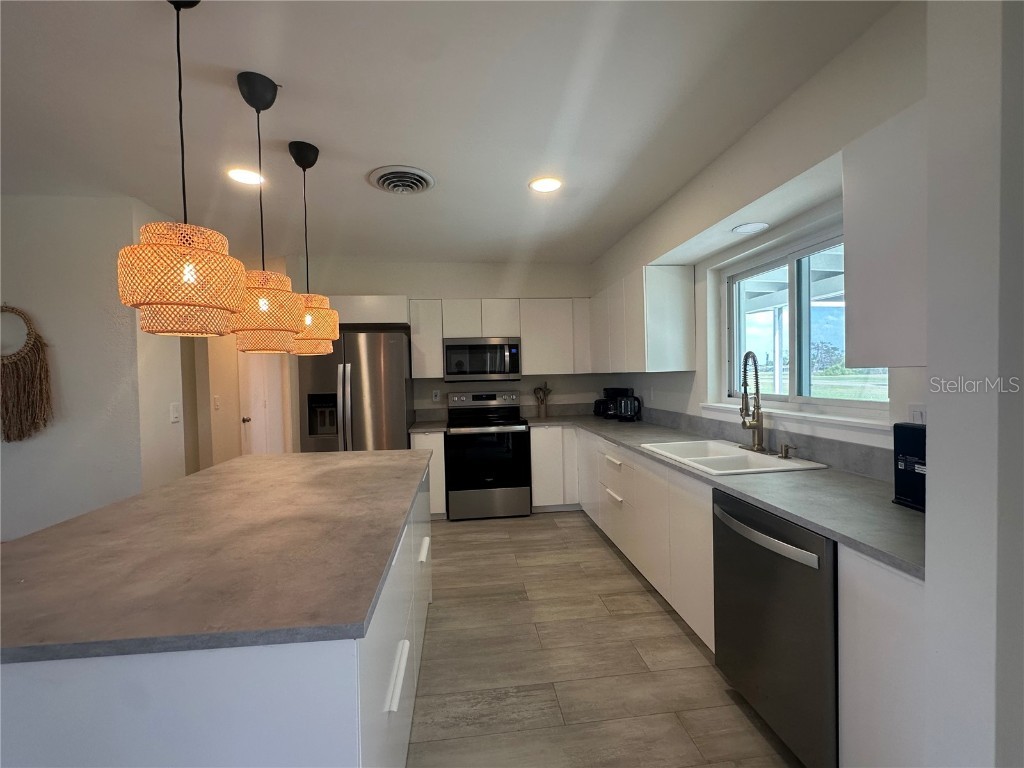 65 Oakland Hills Place Rotonda West FL 33947 N6138384 image7