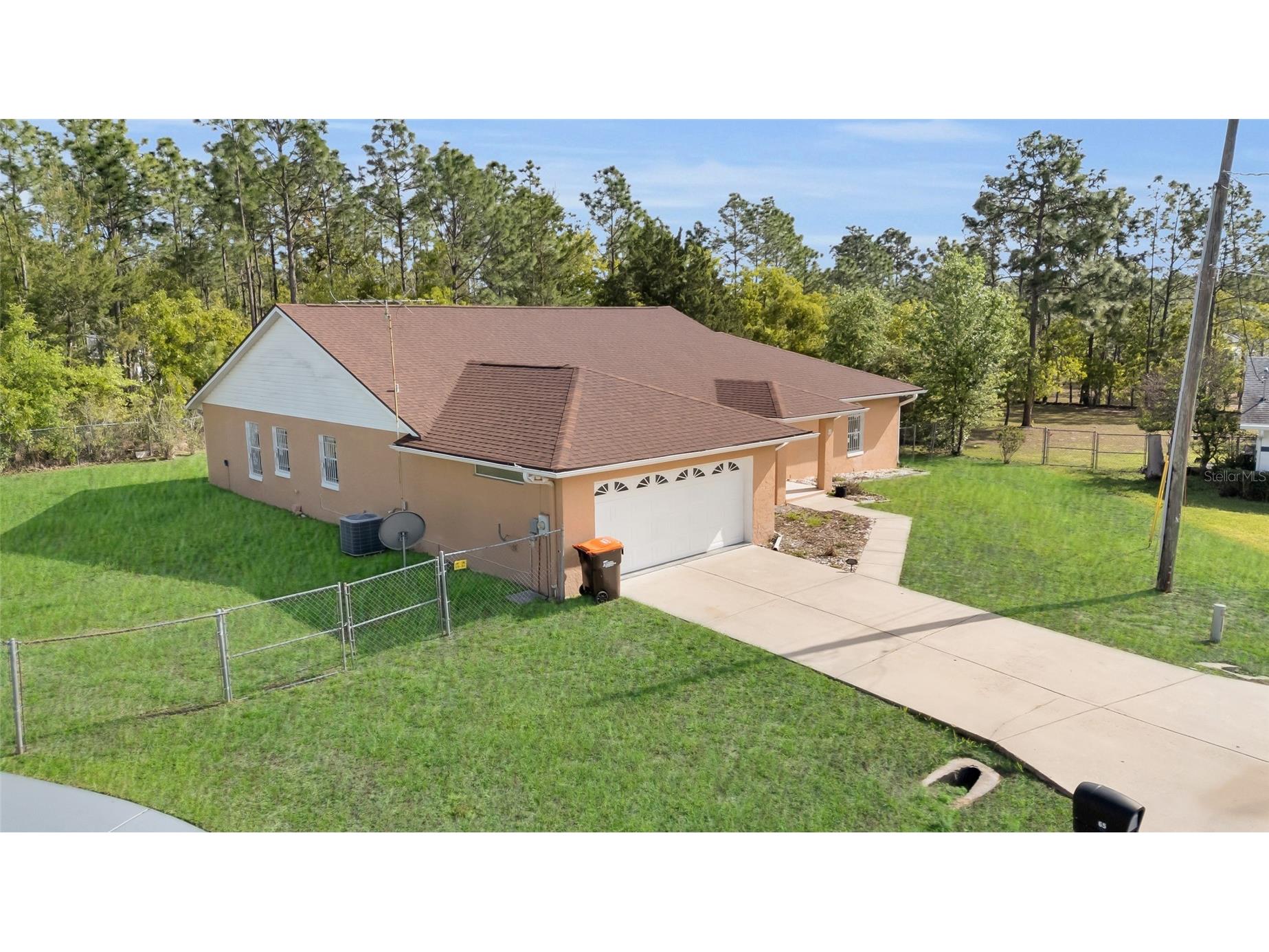 65 Pecan Loop Ocala FL 34472 OM721405 image32