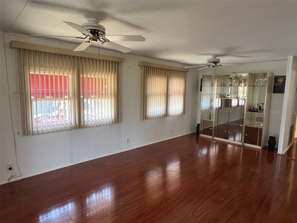 65 Sabal Palm Drive Largo FL 33770 TB8383567 image10