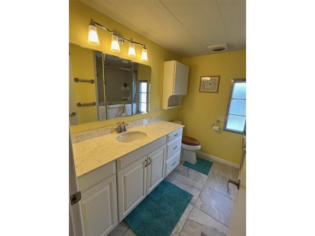 65 Sabal Palm Drive Largo FL 33770 TB8383567 image16