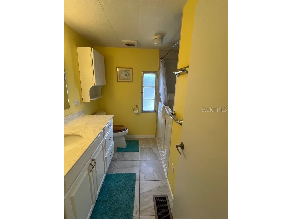 65 Sabal Palm Drive Largo FL 33770 TB8383567 image17