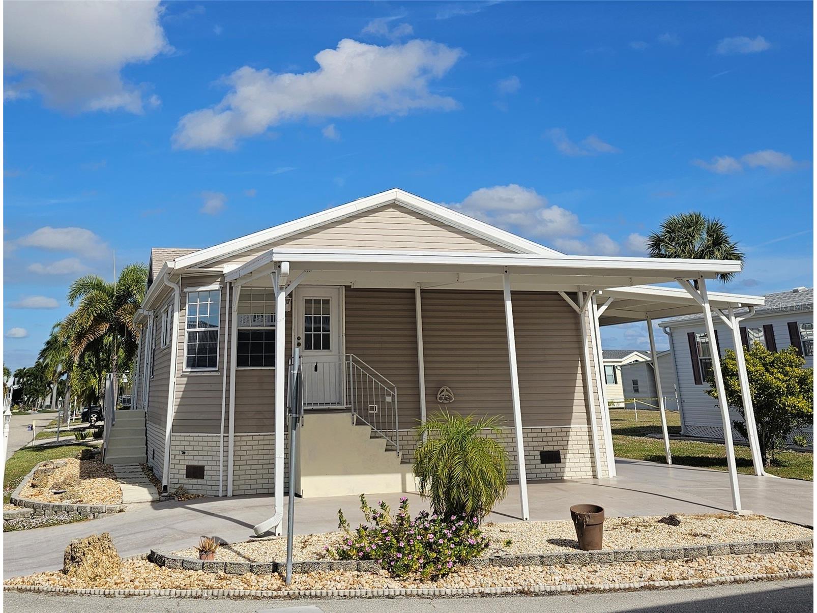 65 Windmill Blvd Boulevard Punta Gorda FL 33950 C7519268 image1