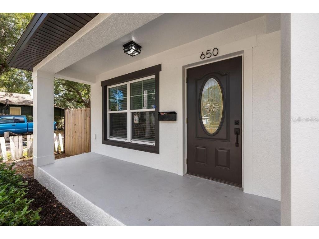 650 27th Avenue S Saint Petersburg FL 33705 TB8371441 image1
