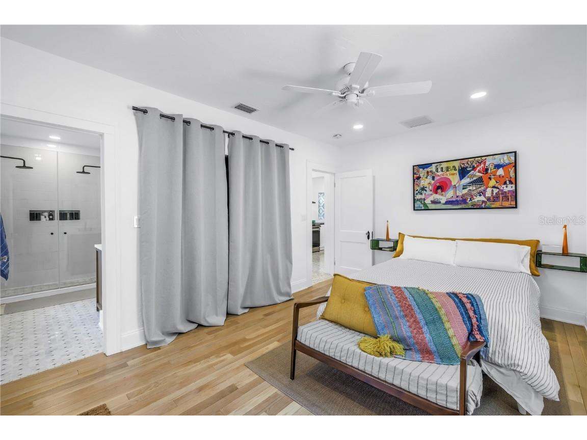 650 63rd Avenue S Saint Petersburg FL 33705 TB8452992 image13