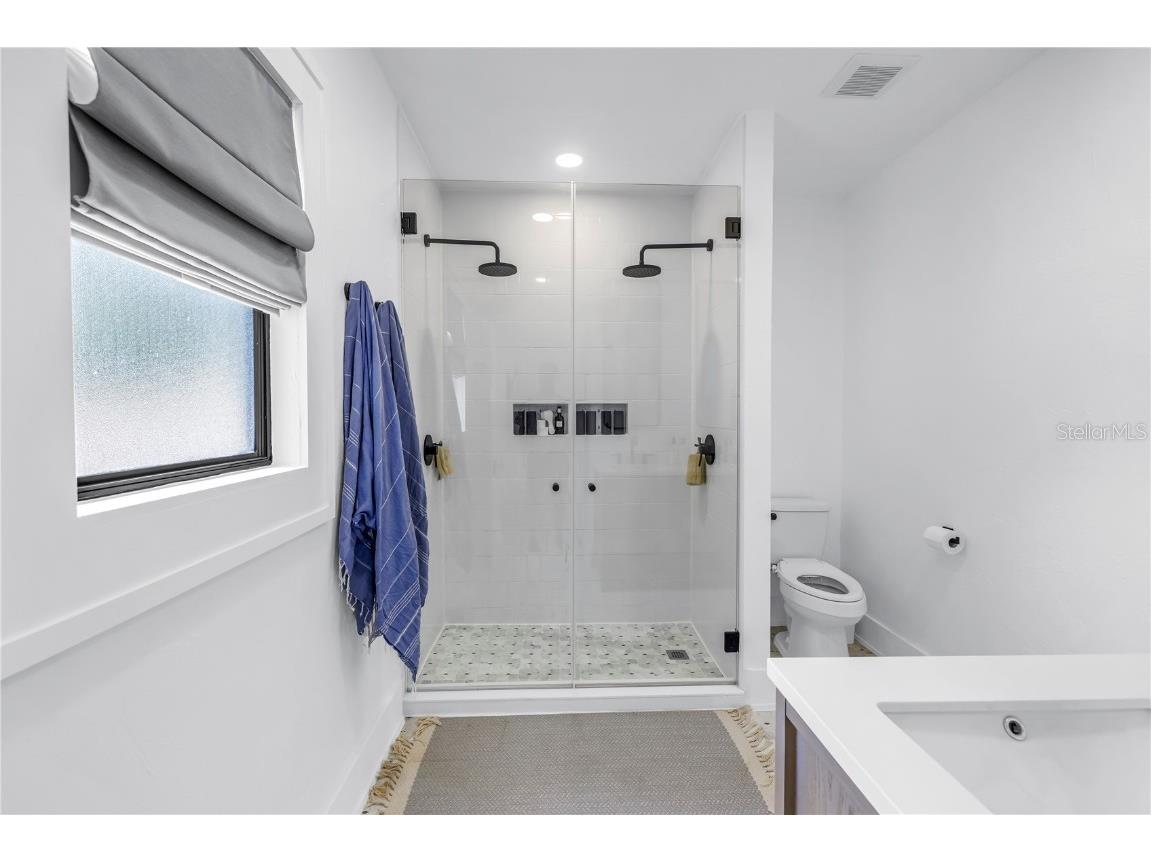 650 63rd Avenue S Saint Petersburg FL 33705 TB8452992 image14