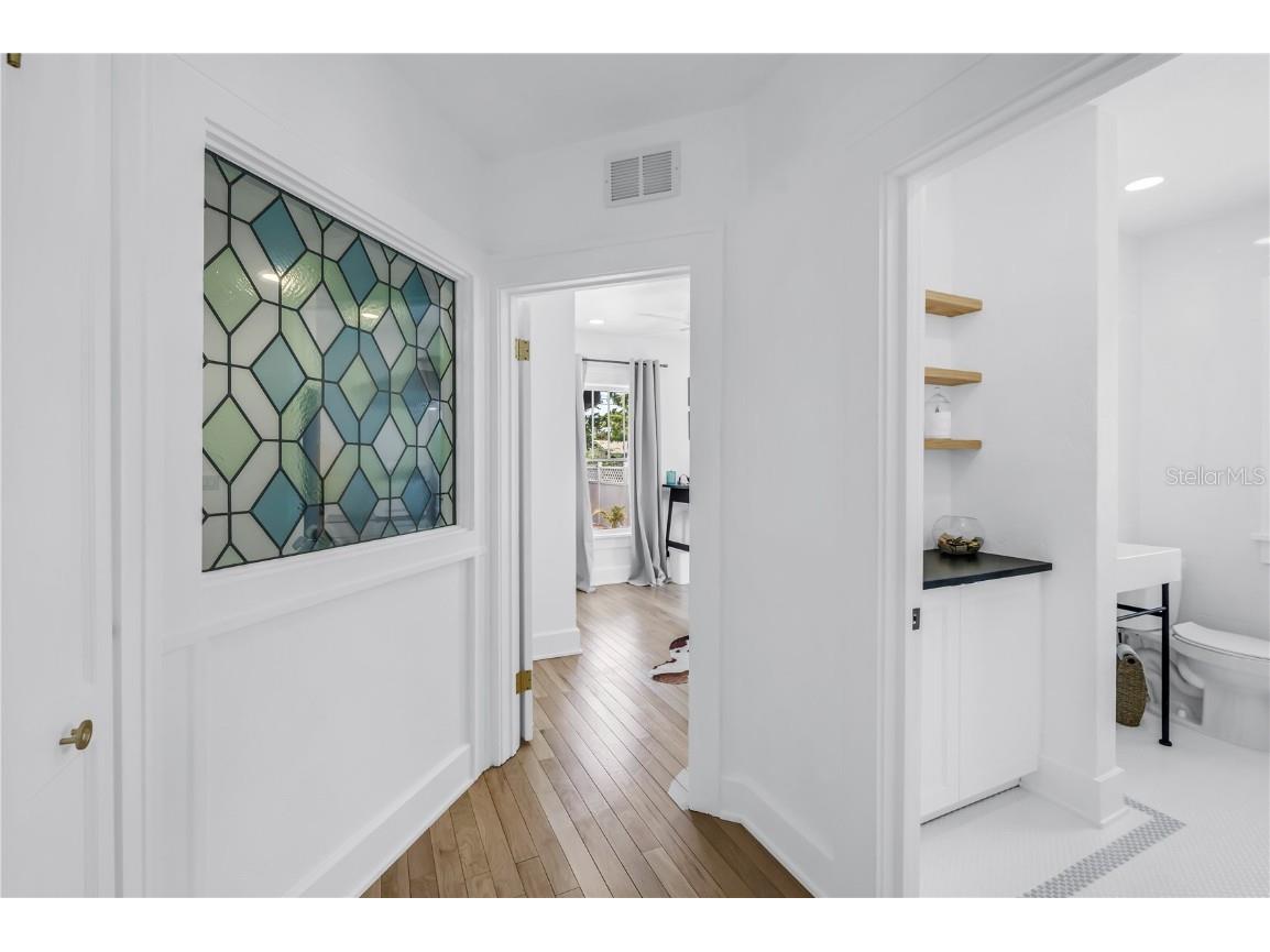 650 63rd Avenue S Saint Petersburg FL 33705 TB8452992 image18