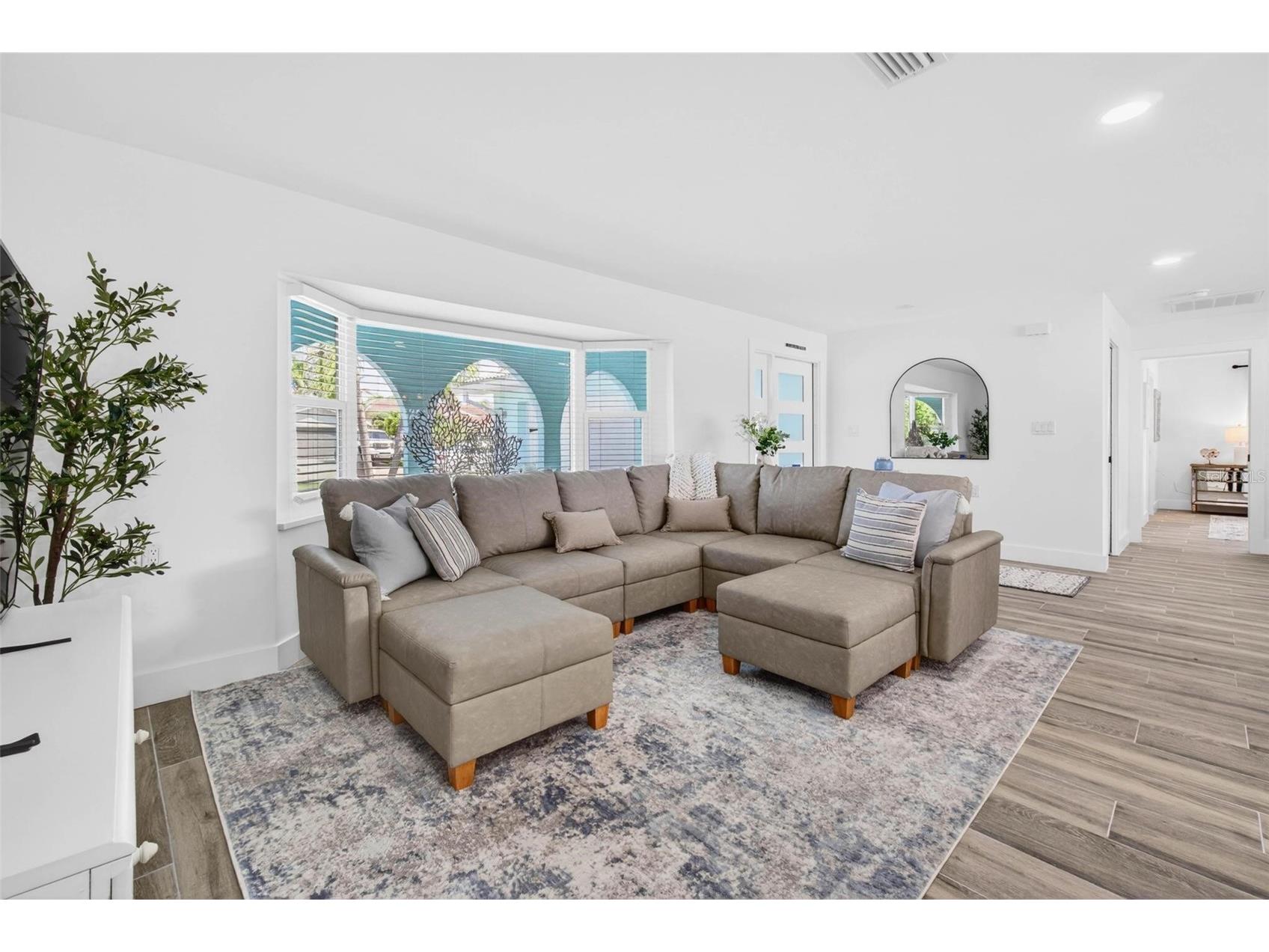 650 64th Avenue Saint Pete Beach FL 33706 TB8505908 image8