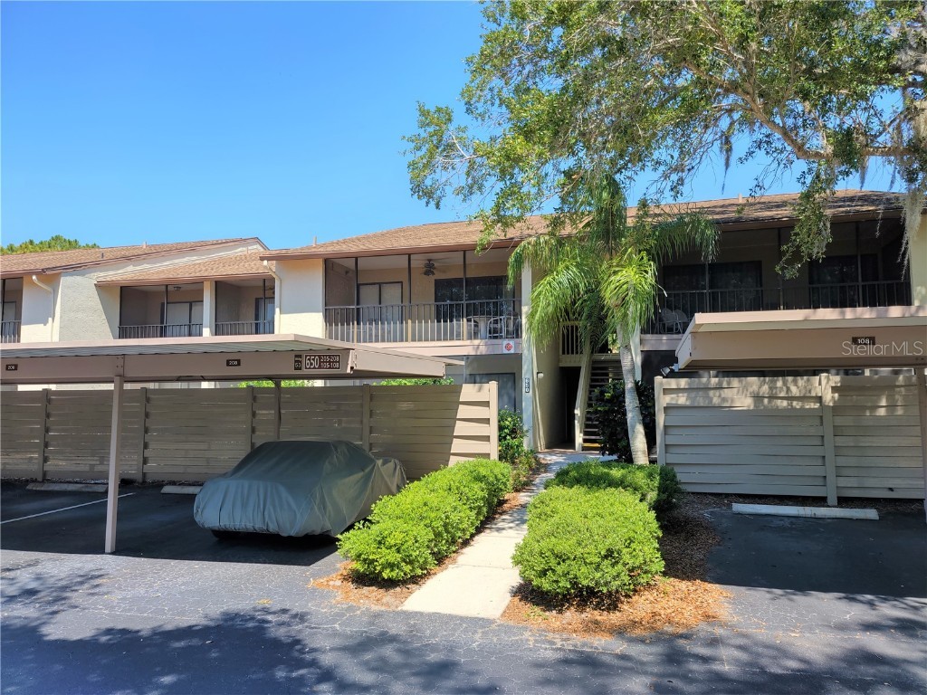 650 Bird Bay Drive E #105 Venice FL 34285 N6129409 image1