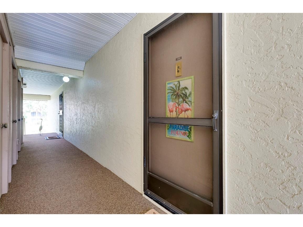 650 Bird Bay Drive E #203 Venice FL 34285 N6139682 image2