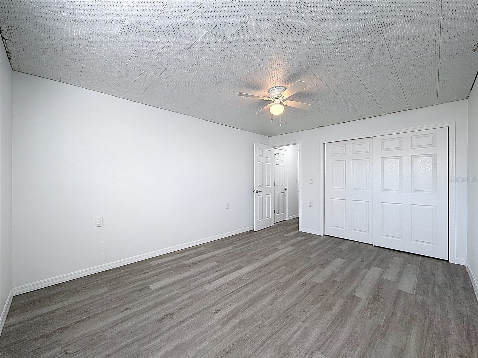 650 E Harbor Drive S Saint Petersburg FL 33705 TB8494418 image12