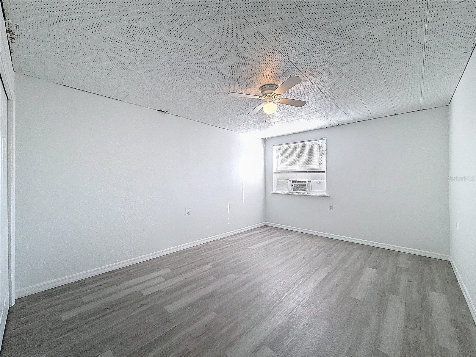 650 E Harbor Drive S Saint Petersburg FL 33705 TB8494418 image13