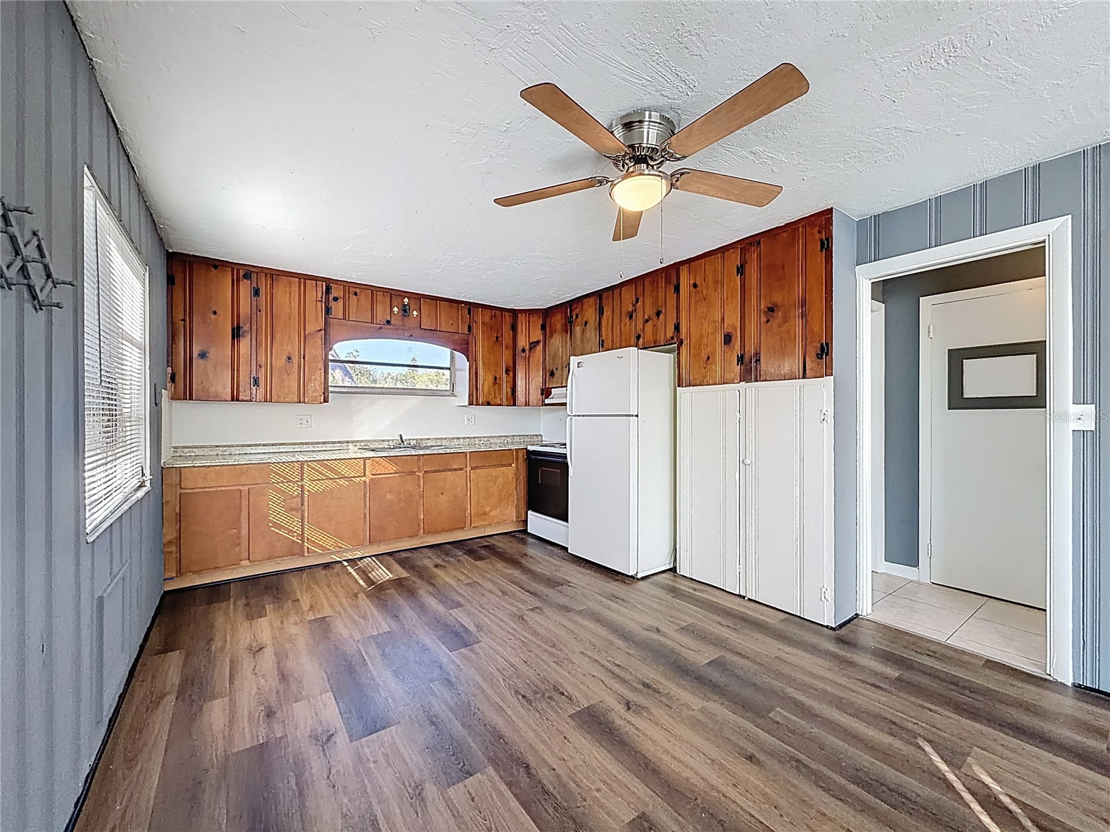 650 E Harbor Drive S Saint Petersburg FL 33705 TB8494418 image23