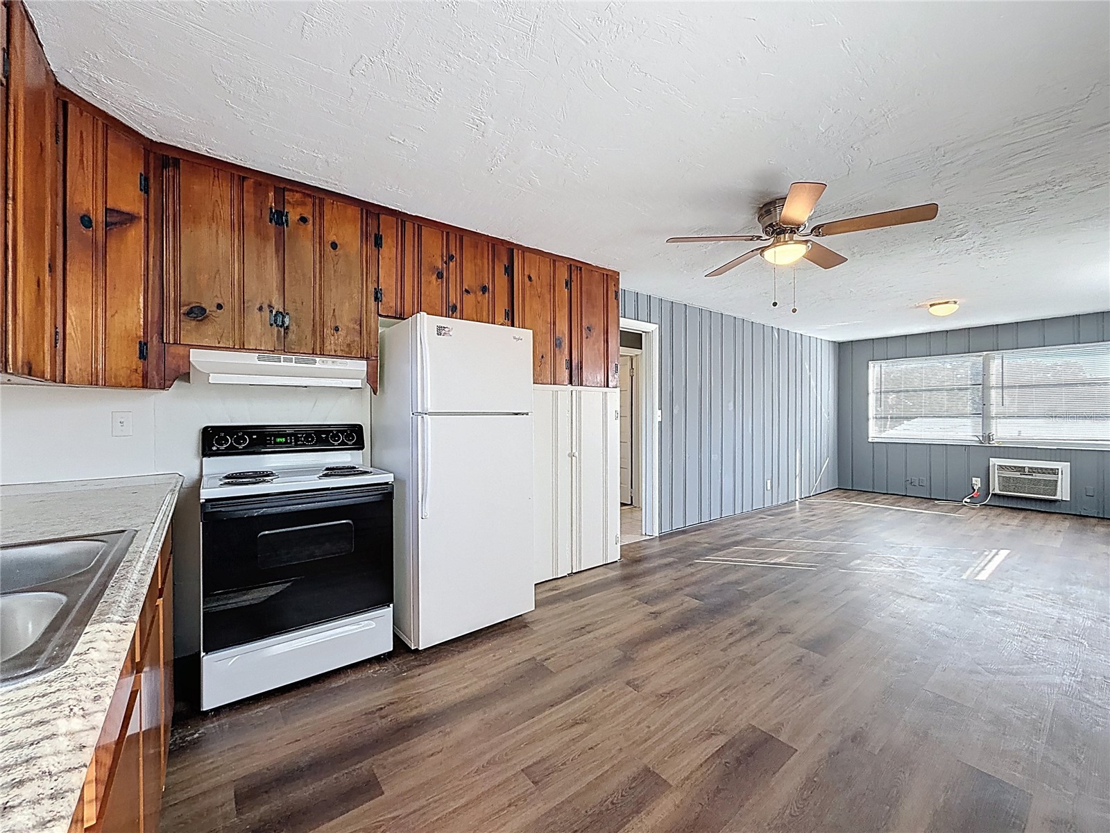 650 E Harbor Drive S Saint Petersburg FL 33705 TB8494418 image27