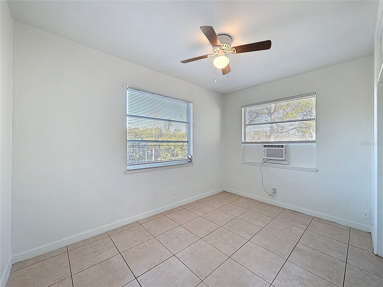 650 E Harbor Drive S Saint Petersburg FL 33705 TB8494418 image36