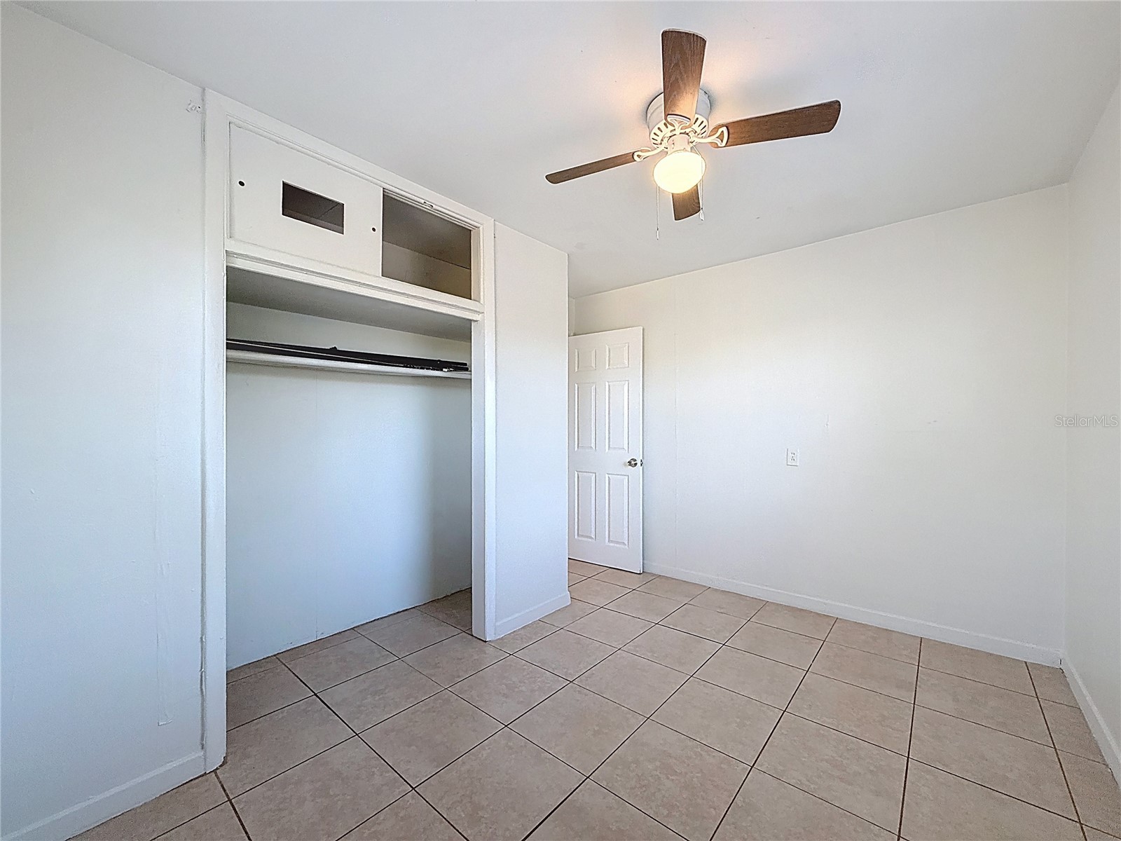 650 E Harbor Drive S Saint Petersburg FL 33705 TB8494418 image38