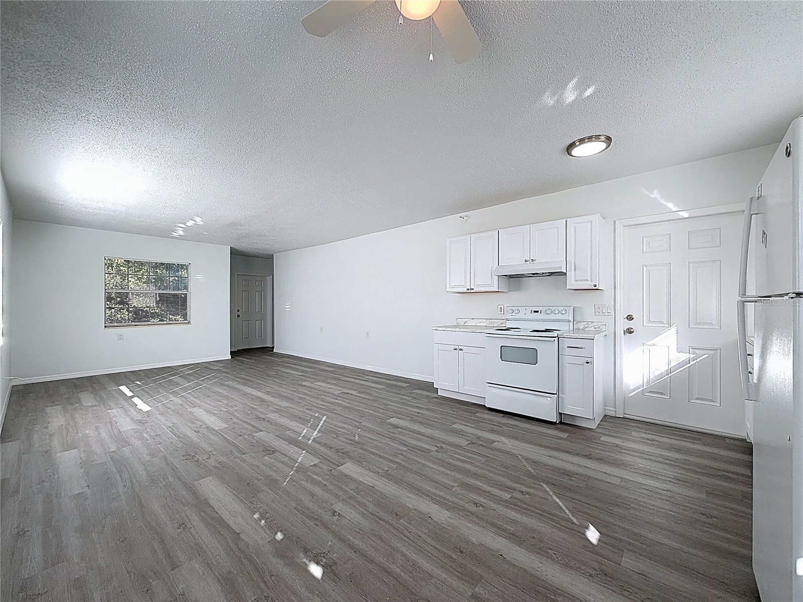 650 E Harbor Drive S Saint Petersburg FL 33705 TB8494418 image7