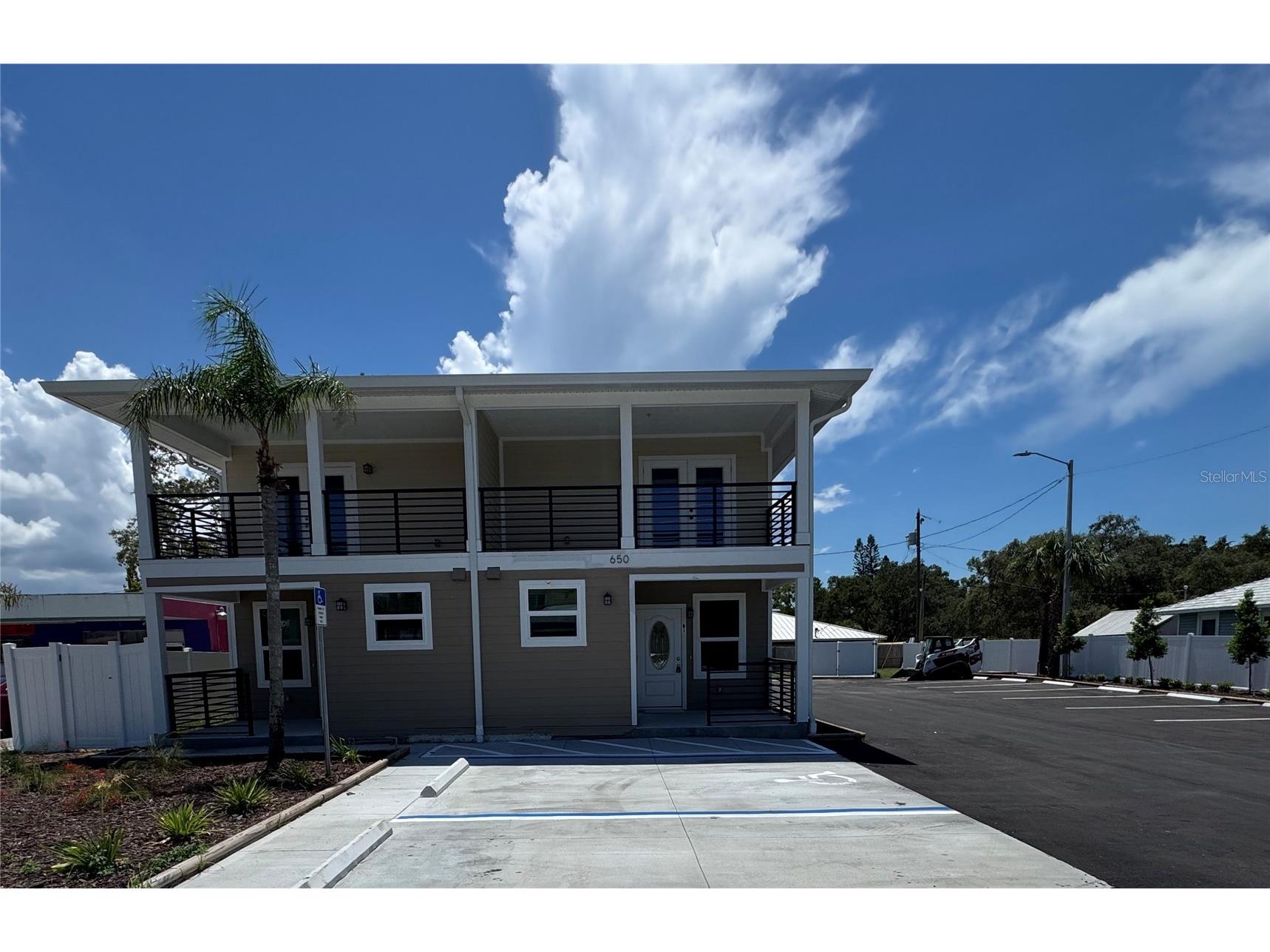 650 E Tarpon Avenue #C1 Tarpon Springs FL 34689 TB8517765 image1