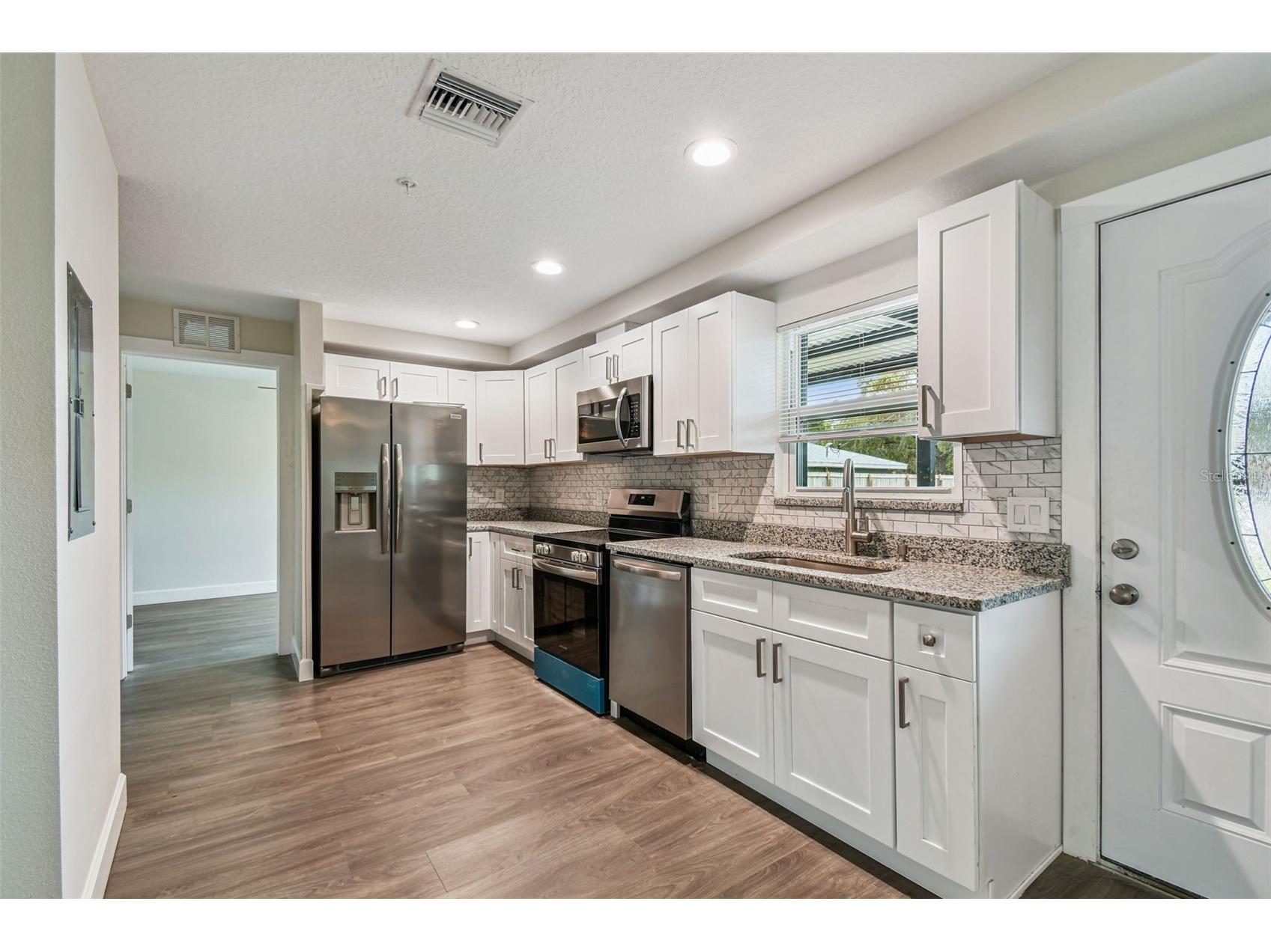 650 E Tarpon Avenue #C1 Tarpon Springs FL 34689 TB8517765 image6