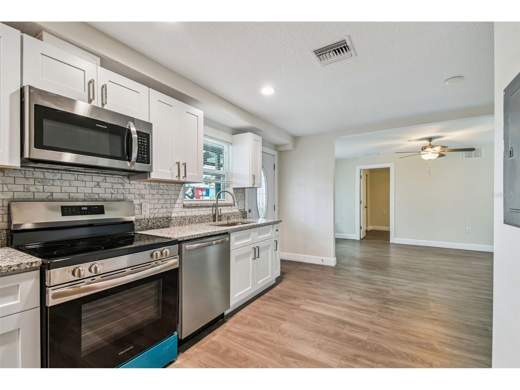 650 E Tarpon Avenue #C1 Tarpon Springs FL 34689 TB8517765 image7