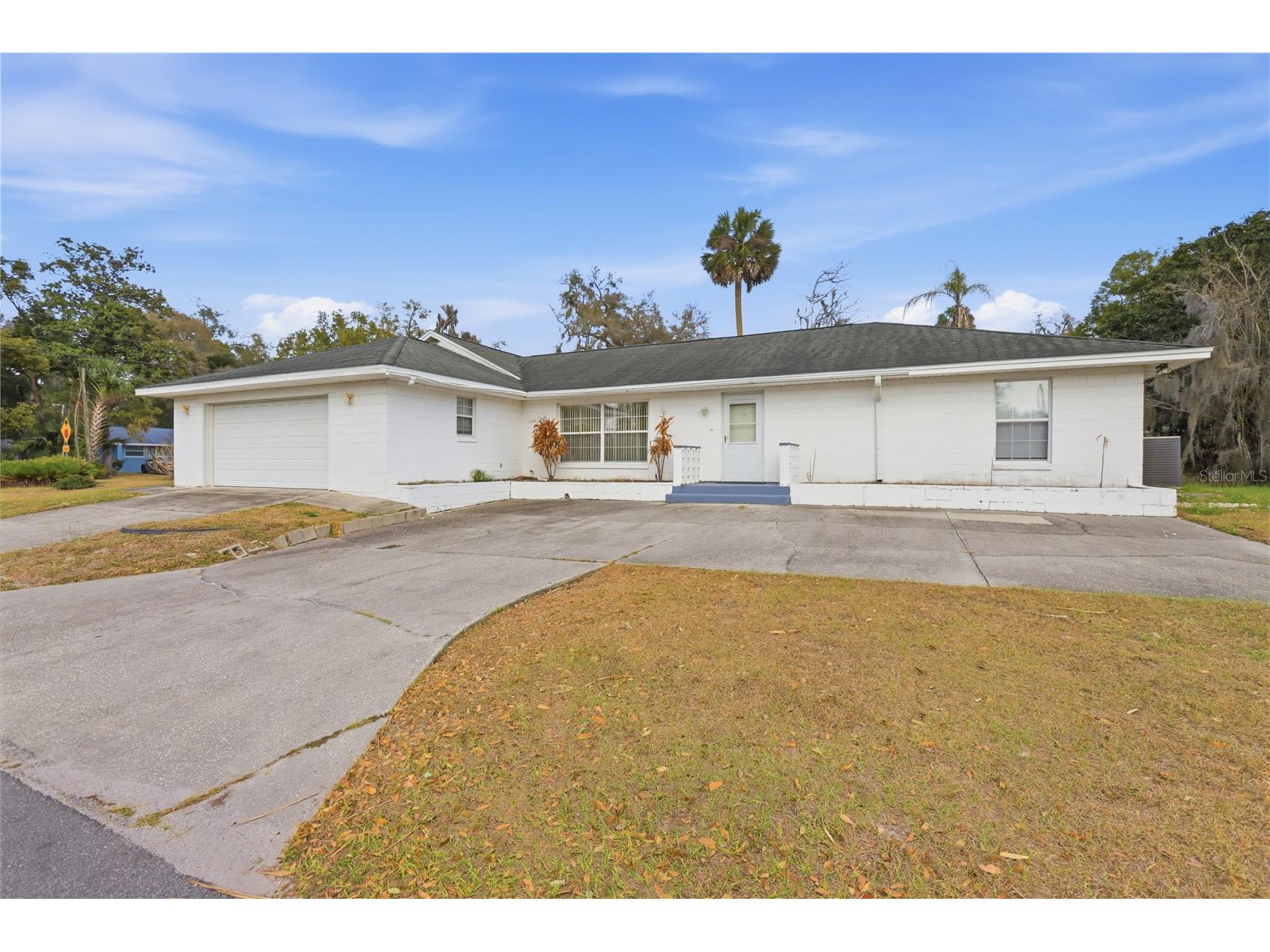 650 E Voorhis Avenue Deland FL 32724 V4947632 image1