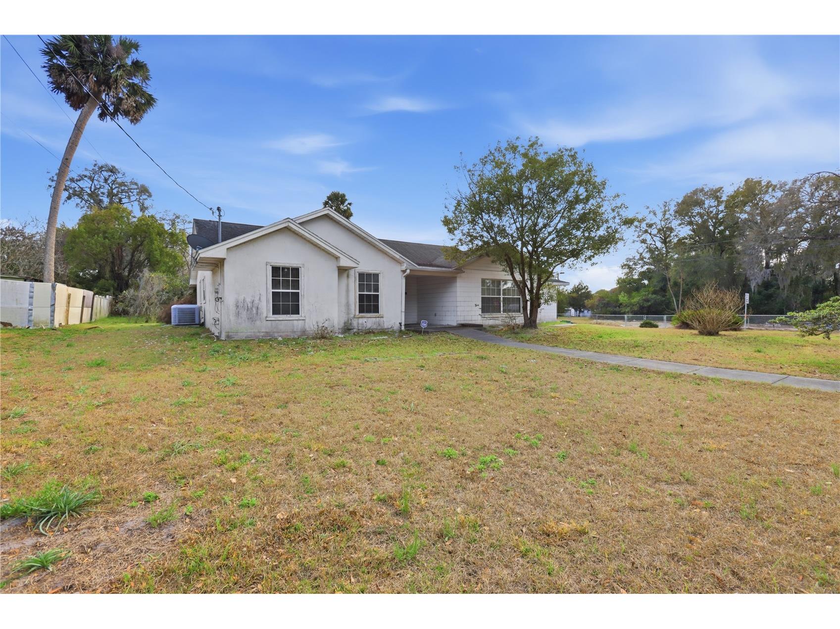650 E Voorhis Avenue Deland FL 32724 V4947632 image5