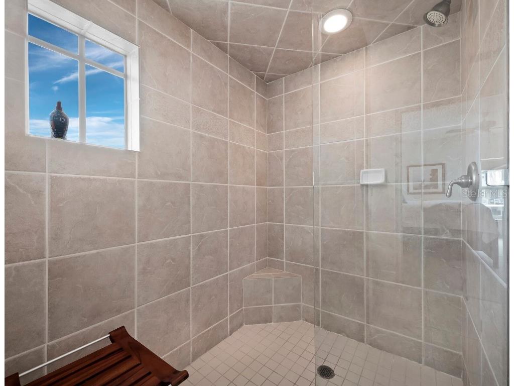 650 Golden Gate Point #401 Sarasota FL 34236 - SARASOTA BAY A4636416 image21