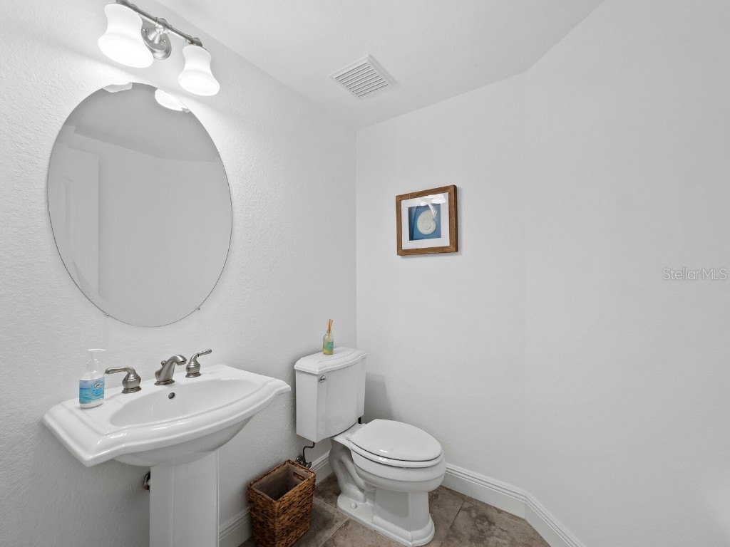 650 Golden Gate Point #401 Sarasota FL 34236 - SARASOTA BAY A4636416 image26