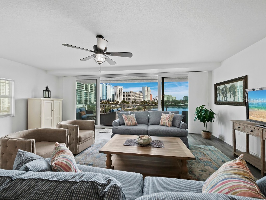 650 Golden Gate Point #401 Sarasota FL 34236 - SARASOTA BAY A4636416 image9