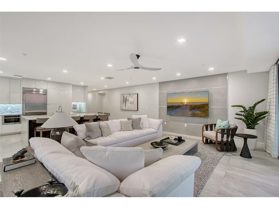 650 Golden Gate Point #403 Sarasota FL 34236 - SARASOTA BAY A4640169 image15