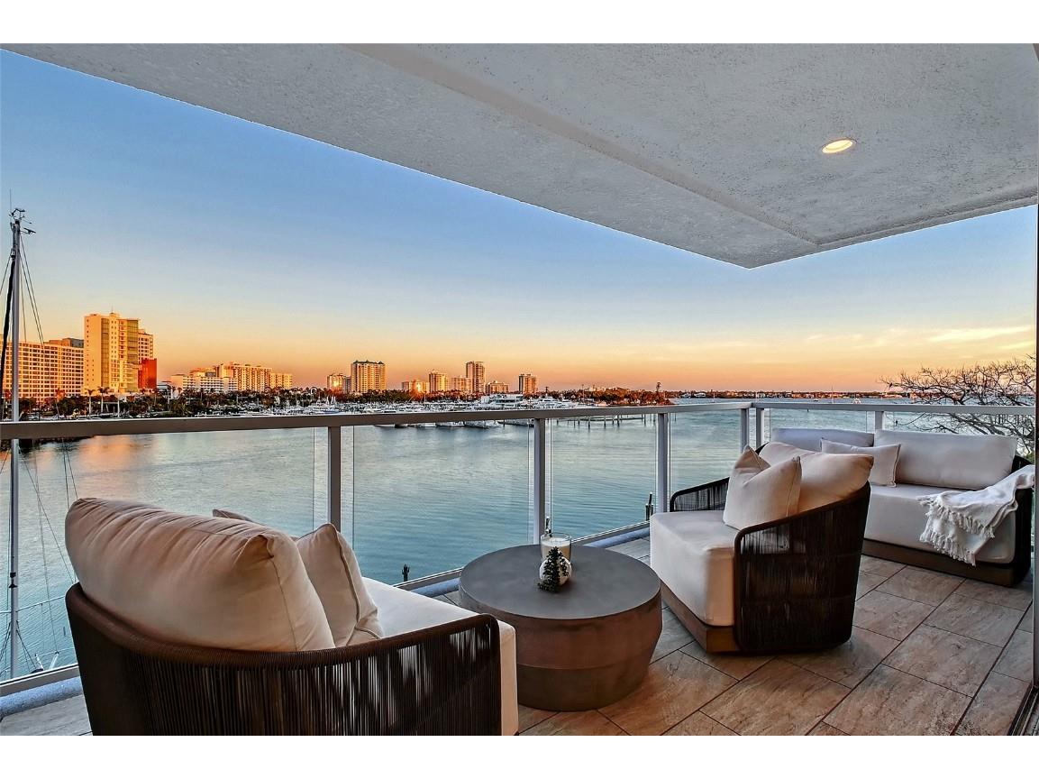 650 Golden Gate Point #403 Sarasota FL 34236 - SARASOTA BAY A4640169 image18