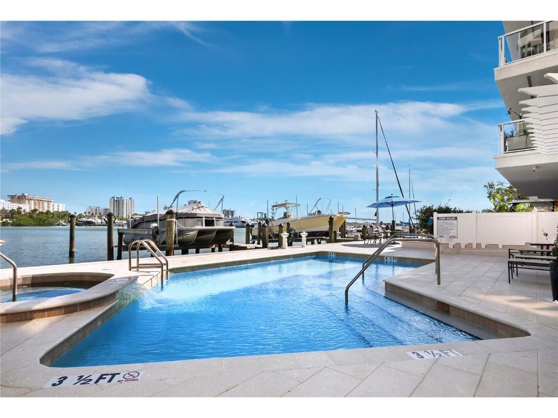 650 Golden Gate Point #403 Sarasota FL 34236 - SARASOTA BAY A4640169 image31